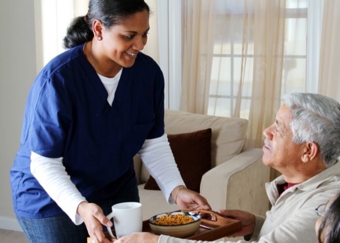 The Benefits of Choosing an Assisted Living Facility